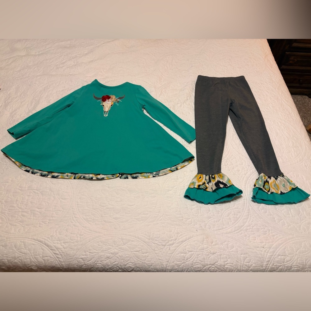 Ricrac & Ruffles Western Set - Picture 1 of 7